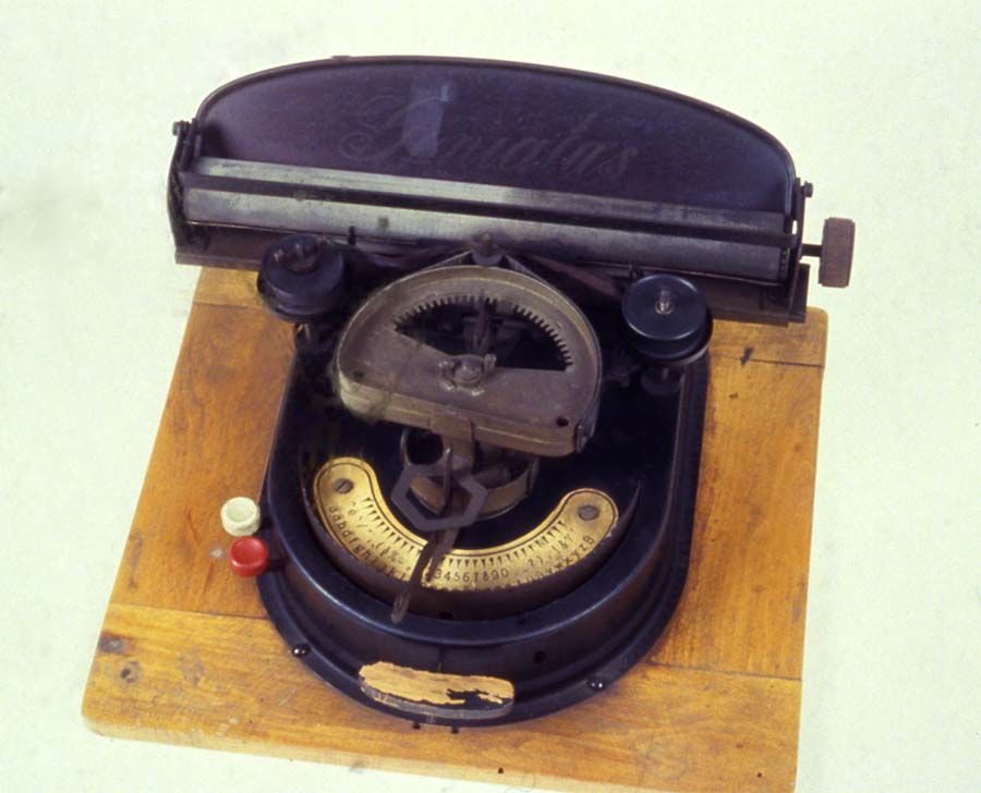 Máquina de escribir 6