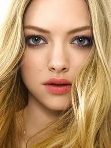 Amanda+Seyfried+ewphotoshoot2008+22