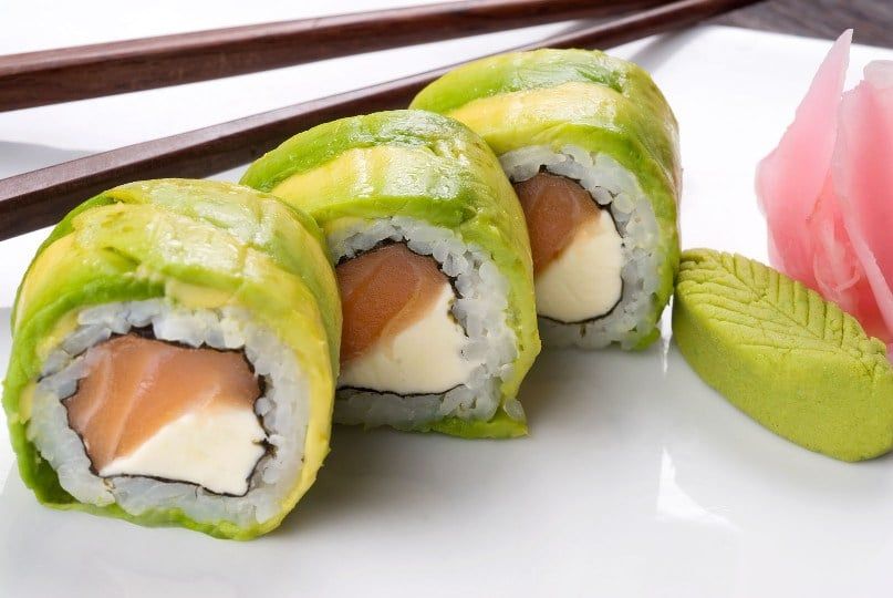 Sushi on plata