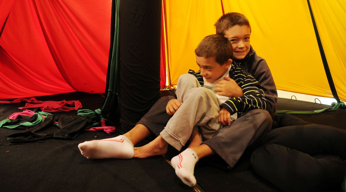 Parálisis cerebral niños - Ulises - terapia - REB - (1)