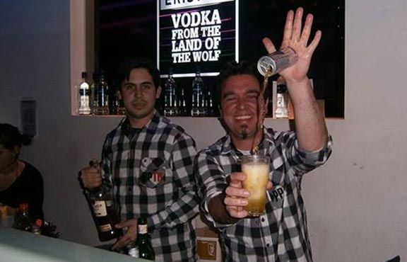 Escuela cocteleria Club del Barman