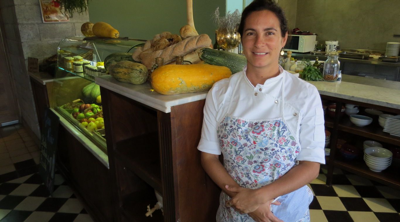 Juliana López May sociales 16