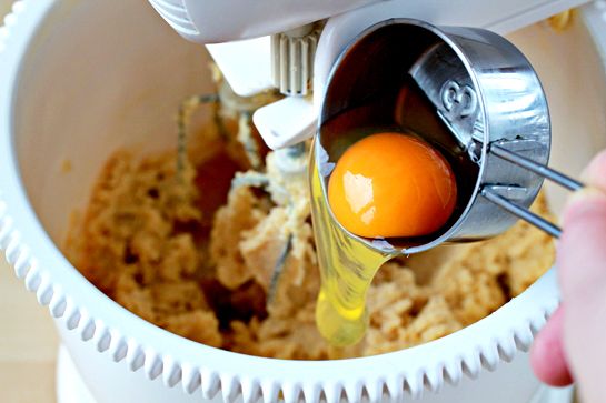 Añadir huevos