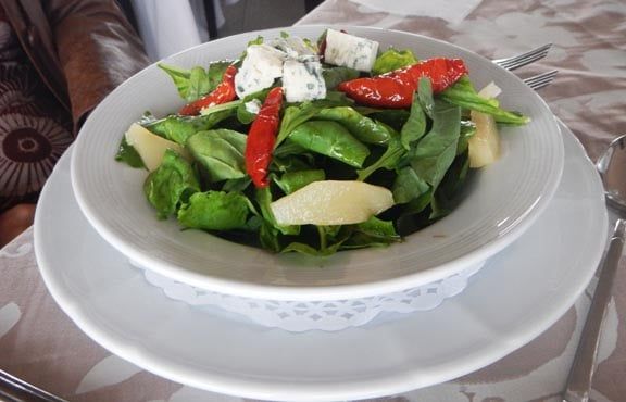 ensalada_el_faro_bistro