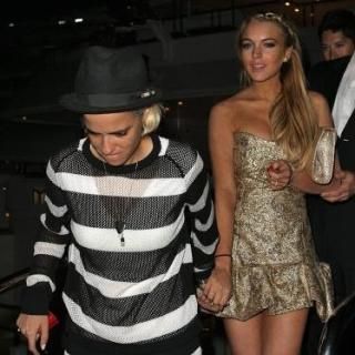 Foto lindsay lohan con amiga interior
