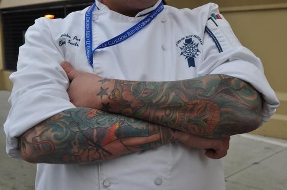 Chefs with-tattoos 4912504_87