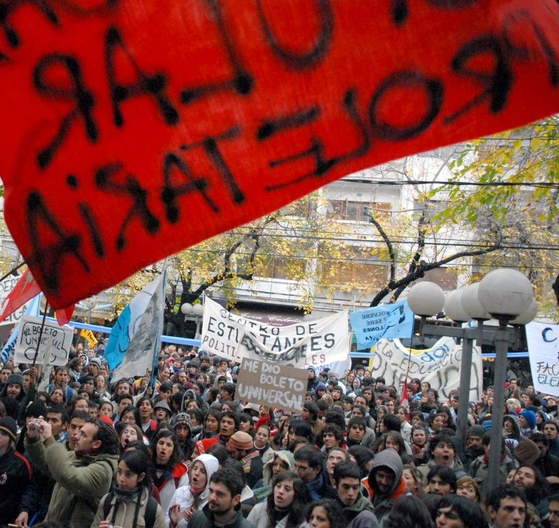 Protesta estudiantil-interior