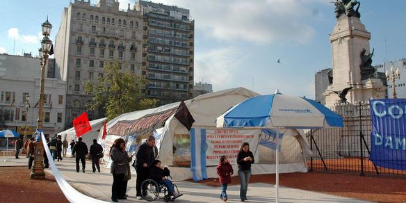 Carpas congreso nacional nota