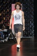 09hombre.jpginteriorç