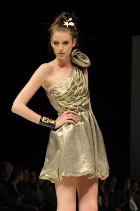 12posse1.jpginterior