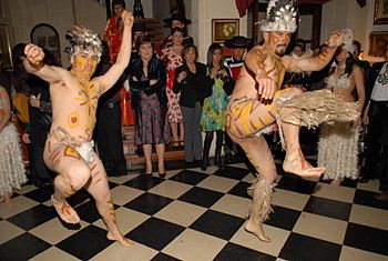 Interior baile pascuense