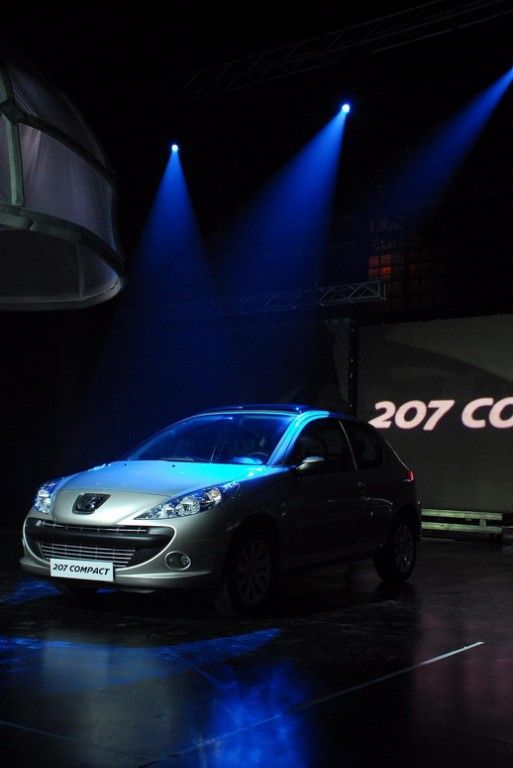 207 compact 4 en baja interior