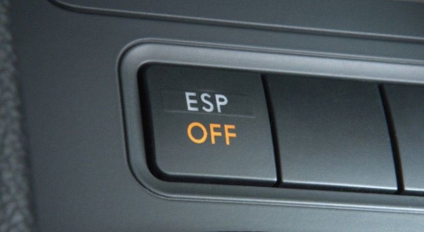 Qué es el ESP y por qué aún no es obligatorio en los autos de Argentina