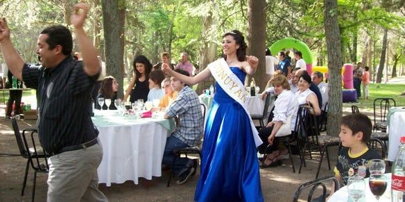 Reina bailando irrigación