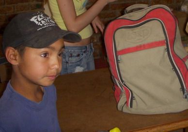 Niño comedor escolar p1