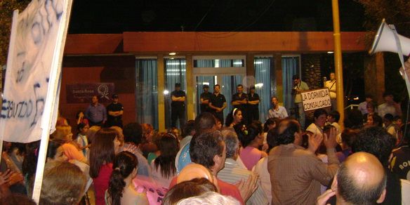 Cacerolazo martes 2 N