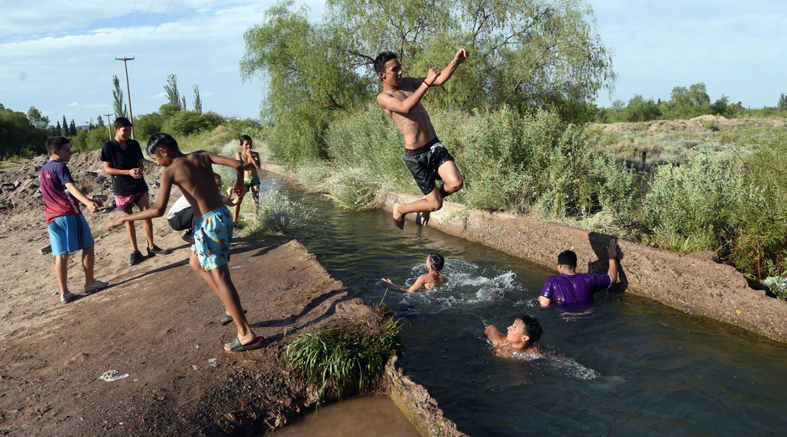 Los chicos lucen sus habilidades con orgullo