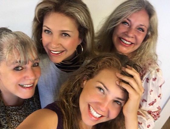 Thalía y sus hermanas