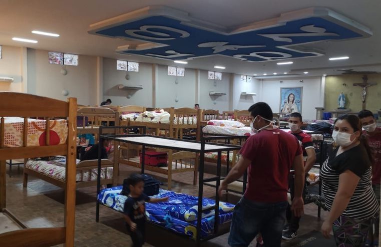 Albergues transitorios para pacientes Covid en Paraguay
