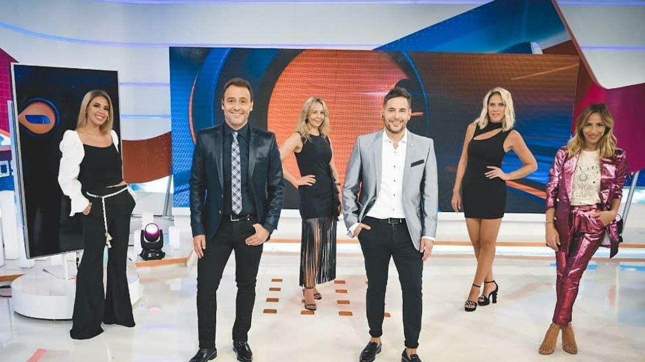 EL PLANTEL DE AMERICA TAMBIEN TENDRIA QUE REARMARSE,