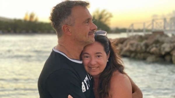 SERGIO LAPEGUE Y SU ESPOSA.