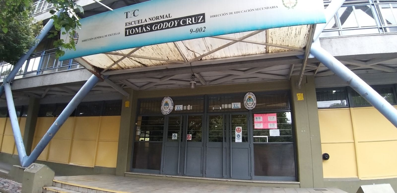 escuela aulas