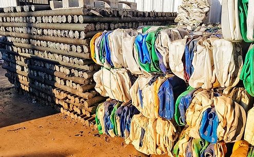 emprendimiento madera plástica