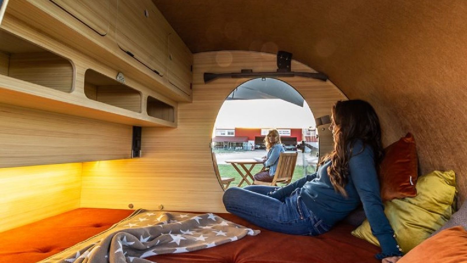 Cocoon mini caravana