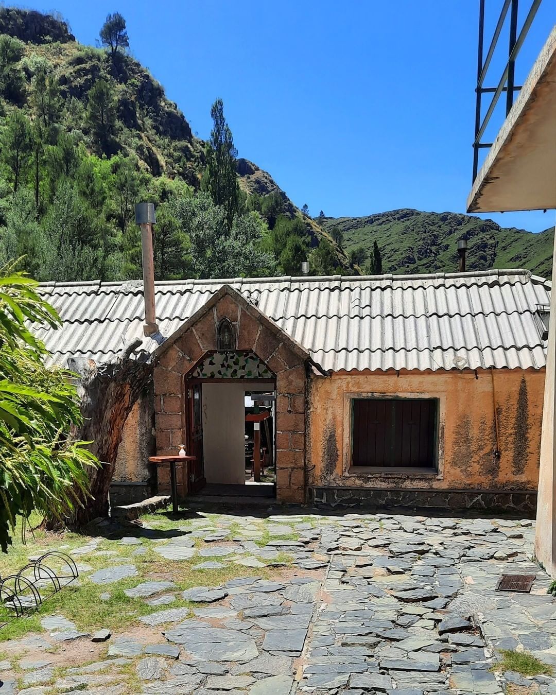 Pueblo Escondido