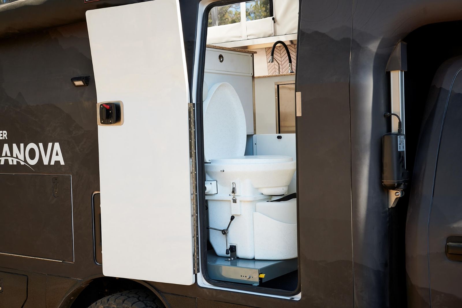 autocaravana EarthCruiser Terranova