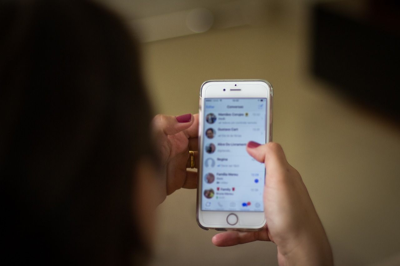 infidelidad pareja redes sociales