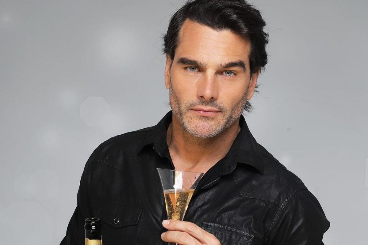 HERNAN QUEDO OTRA VEZ SOLO.