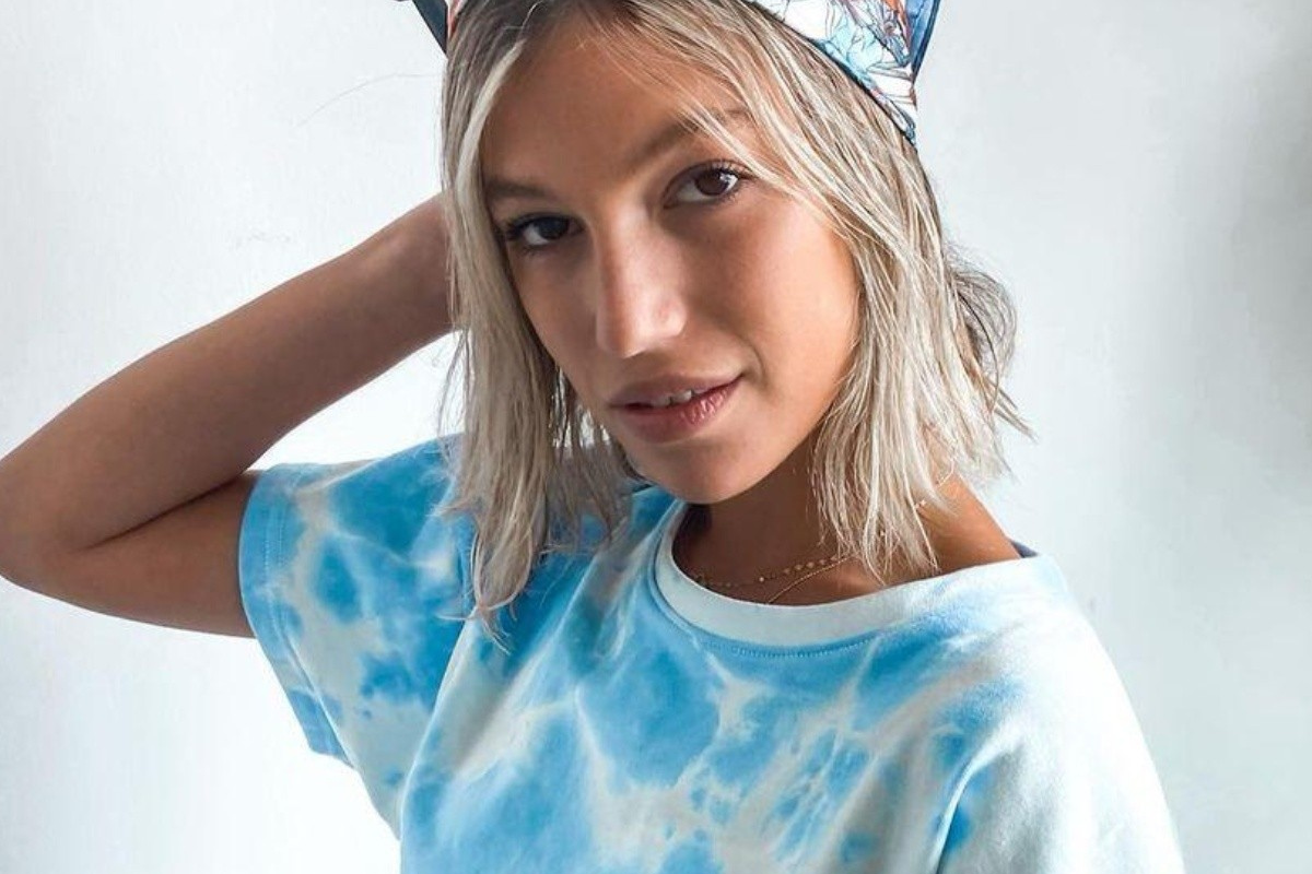 ELLA ESTA CASADA CON RICKY MONTANER.