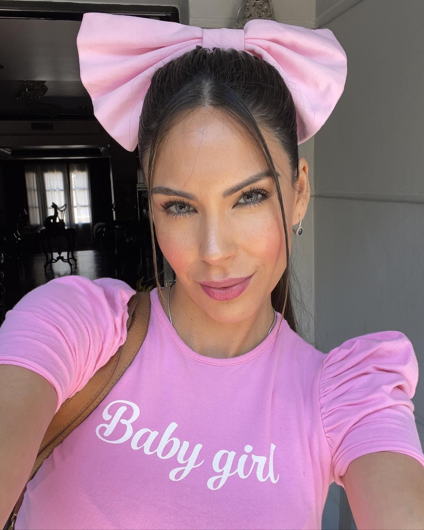 LA VIDA DE REINA DE BARBY FRANCO EN PUNTA.