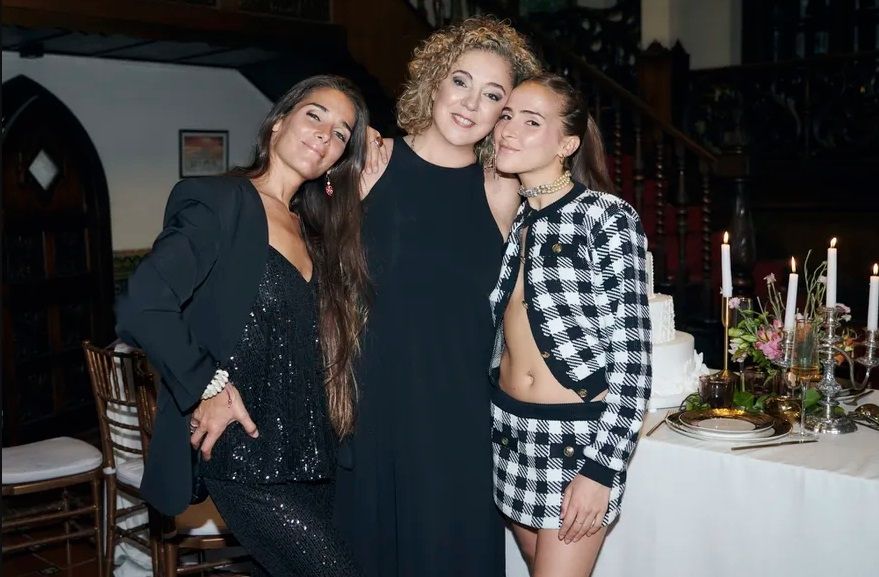 Juana Viale y su hija Ámbar.