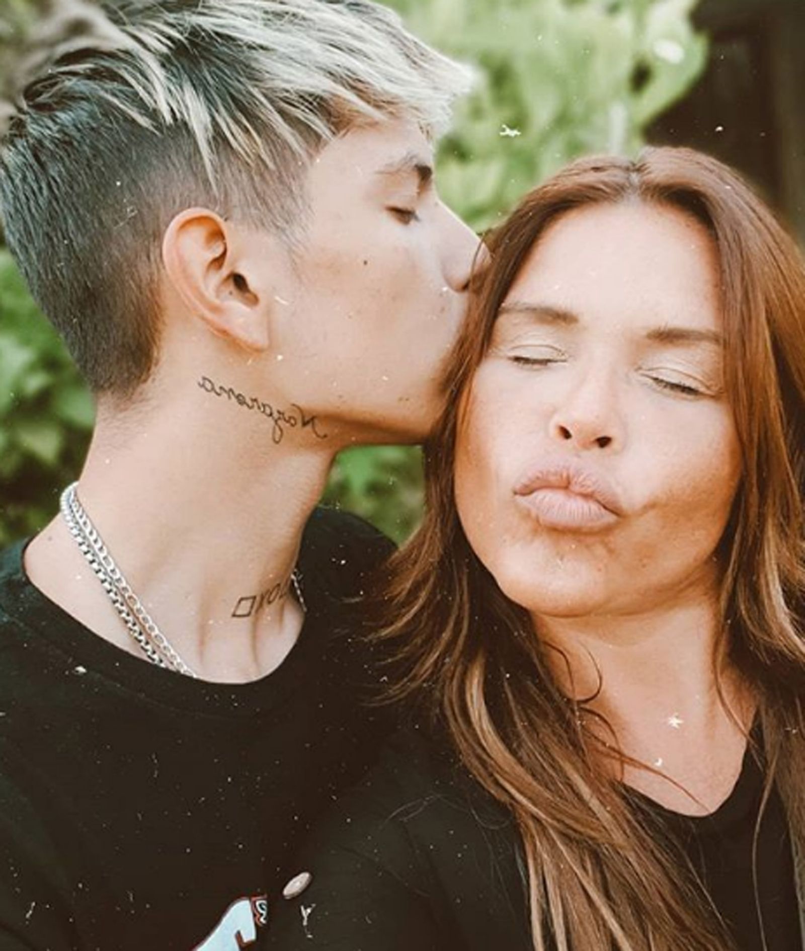 Nazarena Vélez y el Chyno.