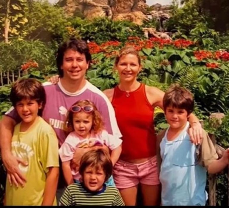 Lourdes Rodríguez Palacios.