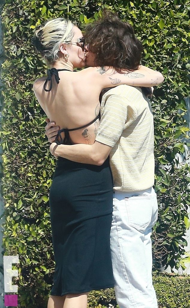 ?  Miley Cyrus y Maxx Morando ?