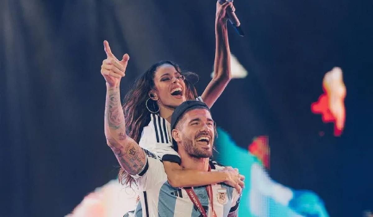 Tini Stoessel y De Paul