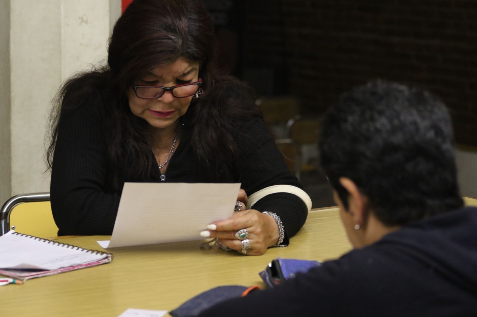 Las alumnas en su primer día de clases en la parroquia del barrio San Martín