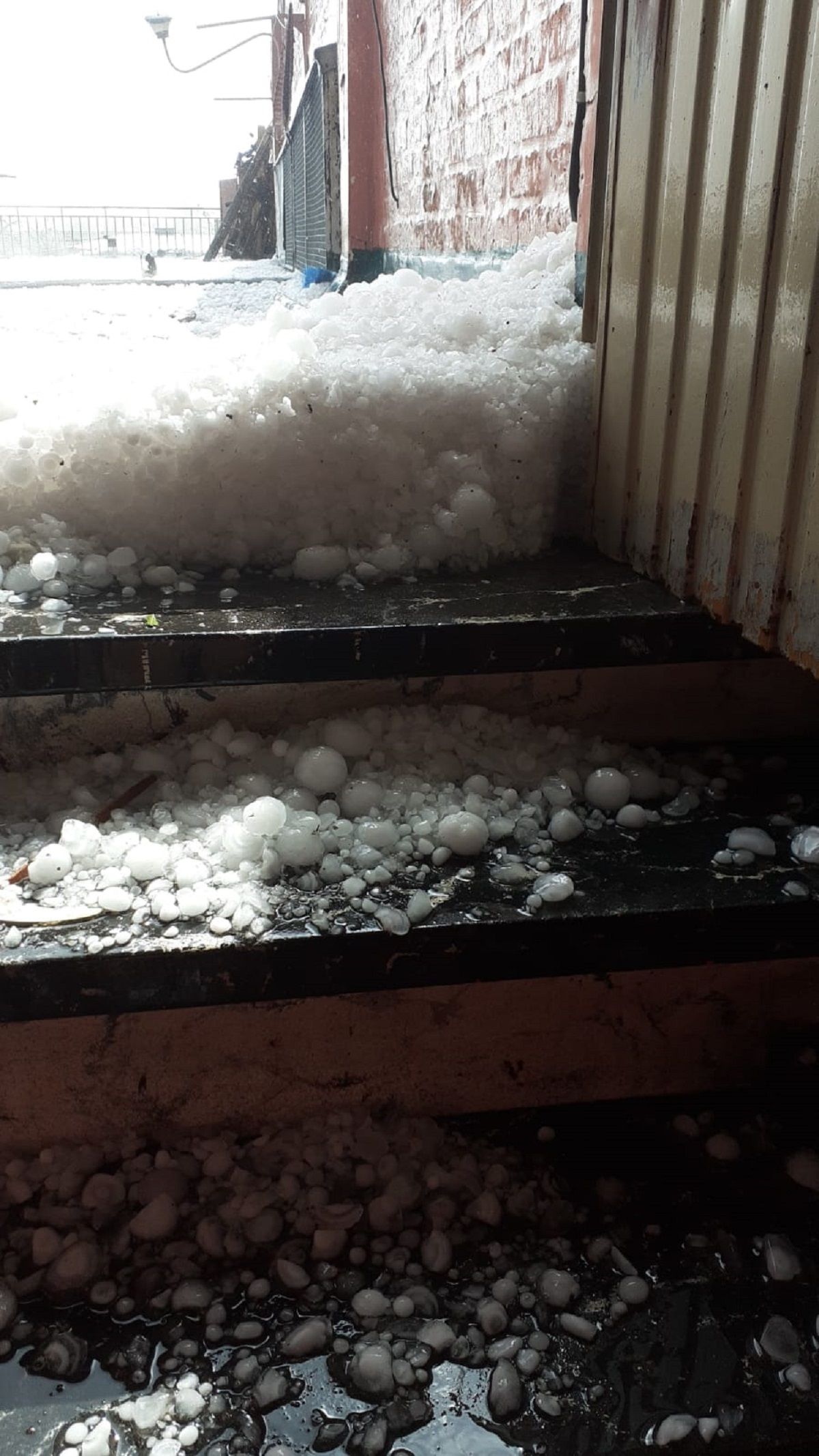 El granizo se hizo sentir en el Gran Mendoza