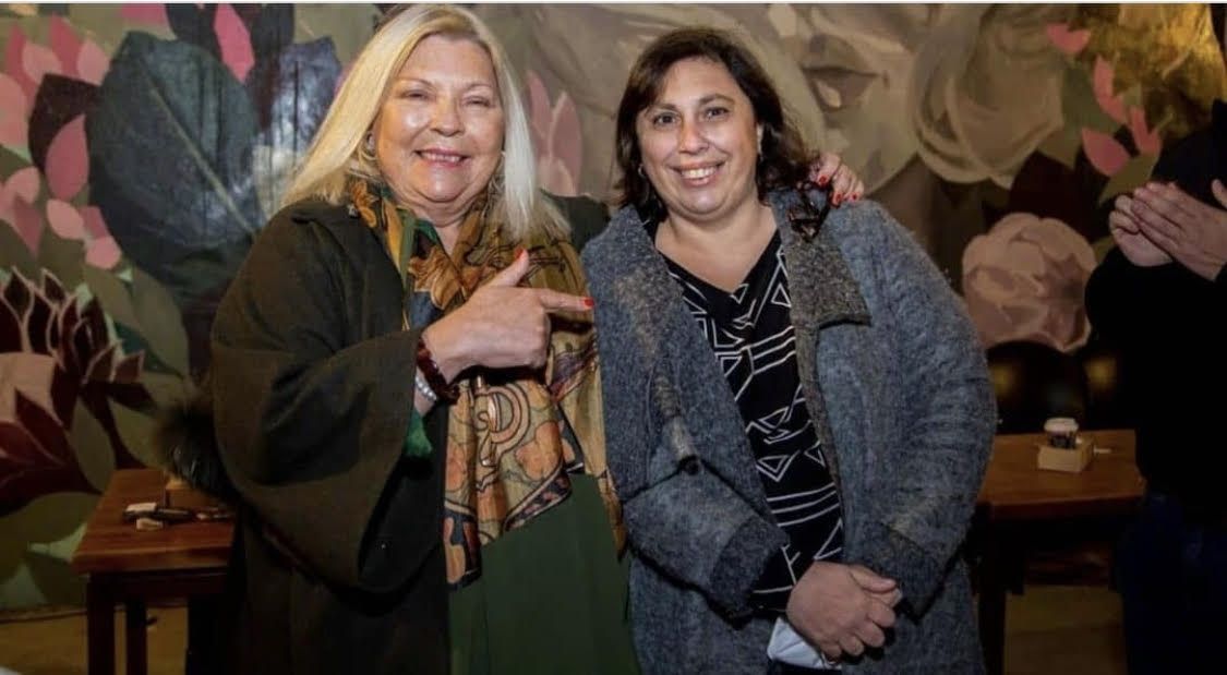 Elisa Carrió y Paula Oliveto