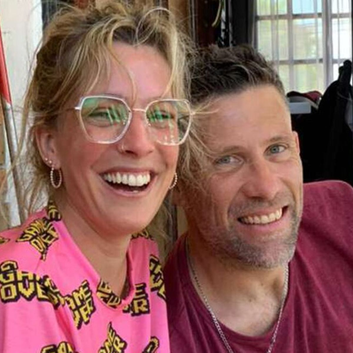 A PURA RISA. ASI VIVE DANI LA CHEPI.