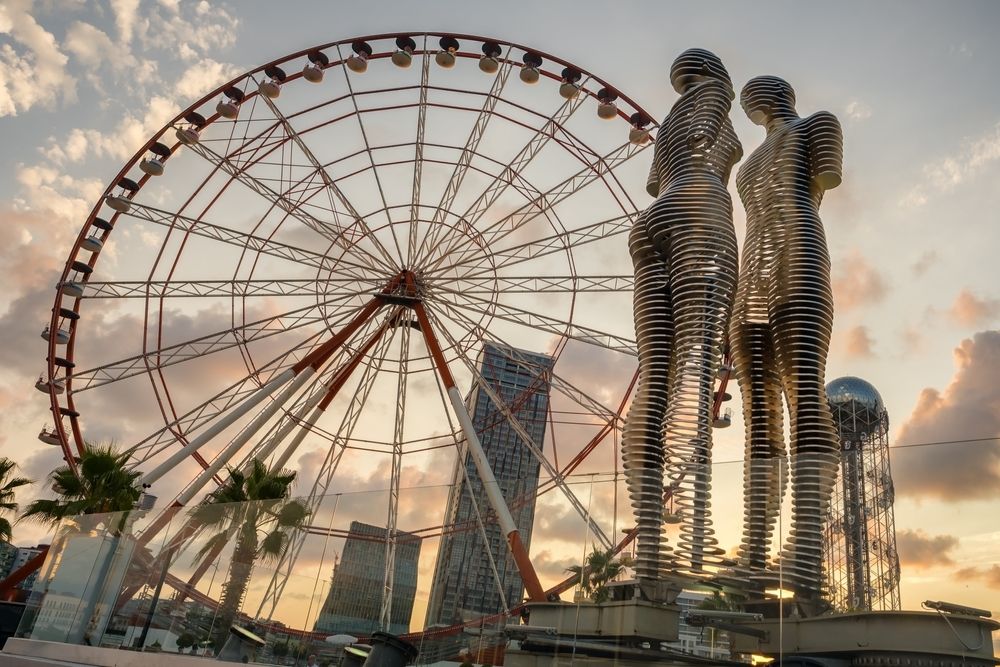 Batumi esculturas