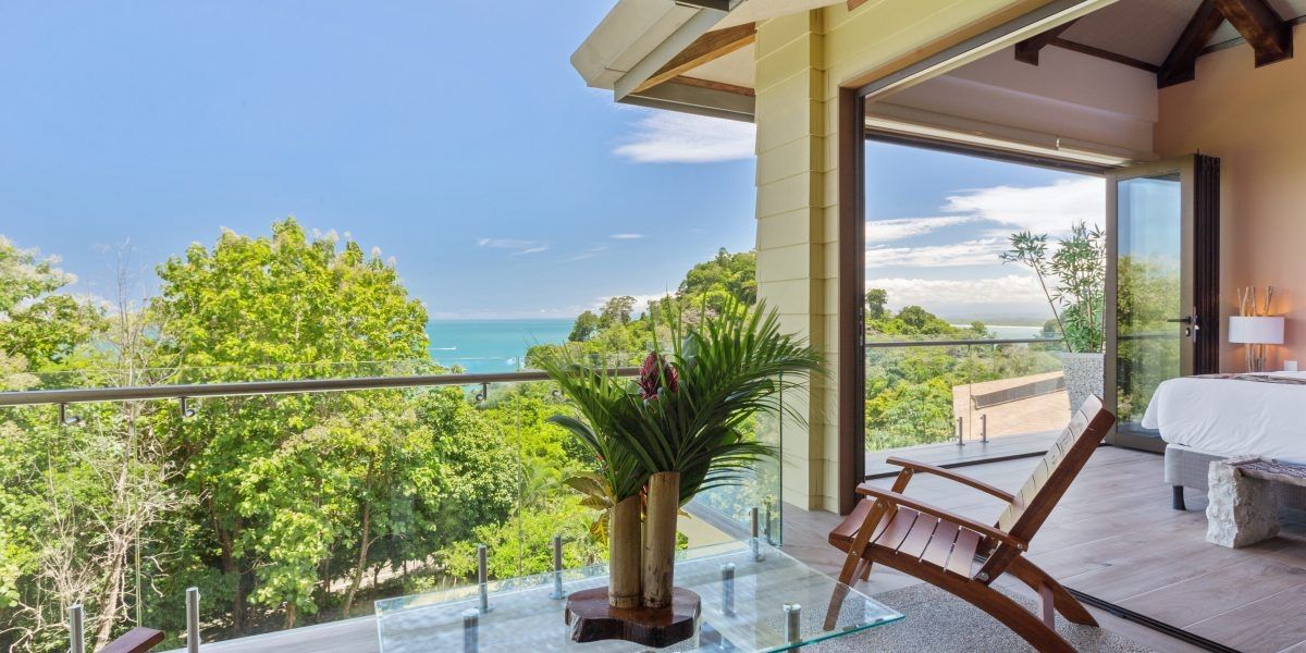 costa rica hotel Tulemar