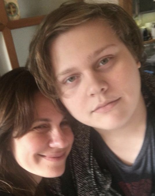 Nancy Dupláa y Luca.