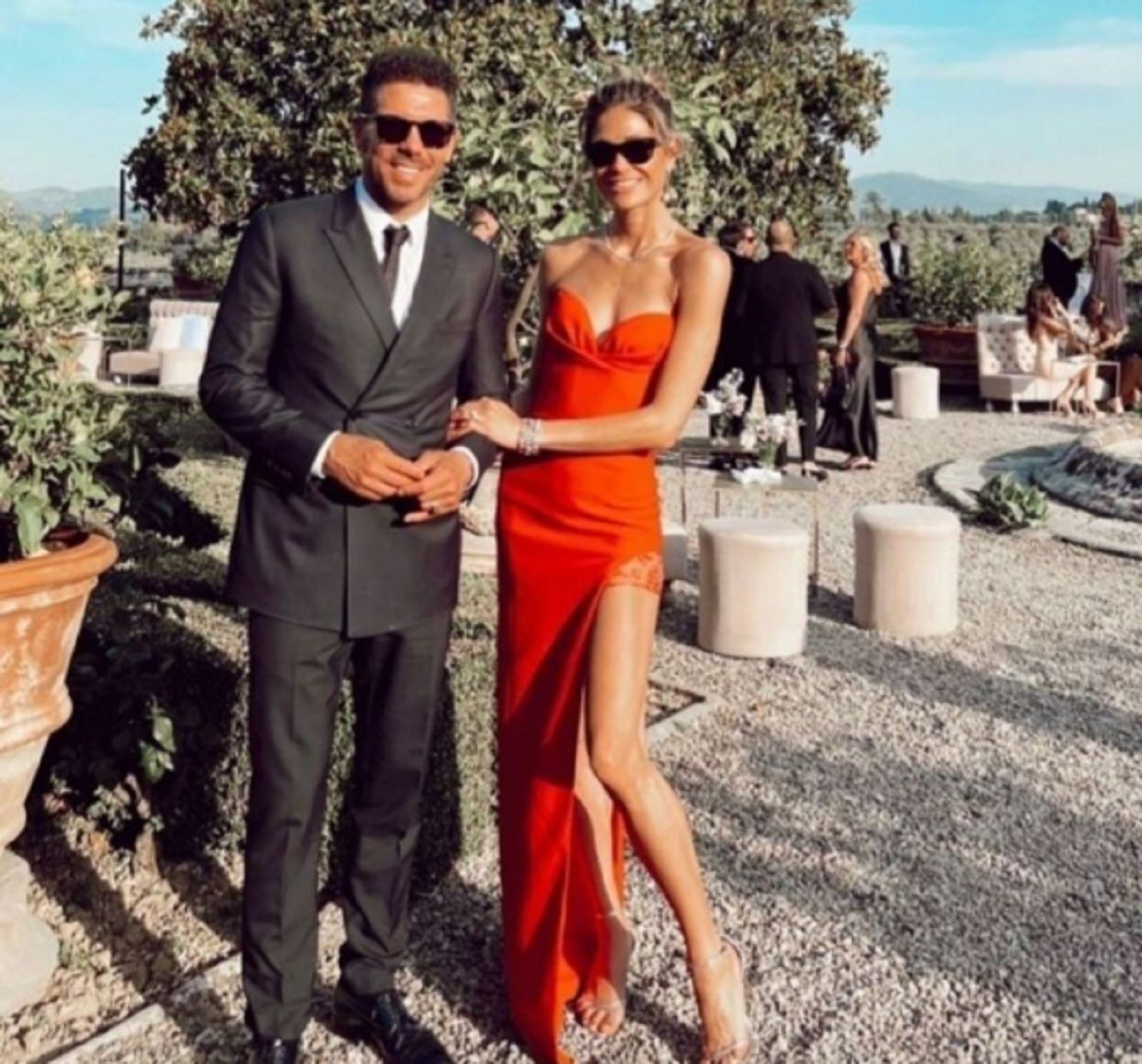 EL CHOLO Y SU ESPOSA, CARLA PEREYRA.