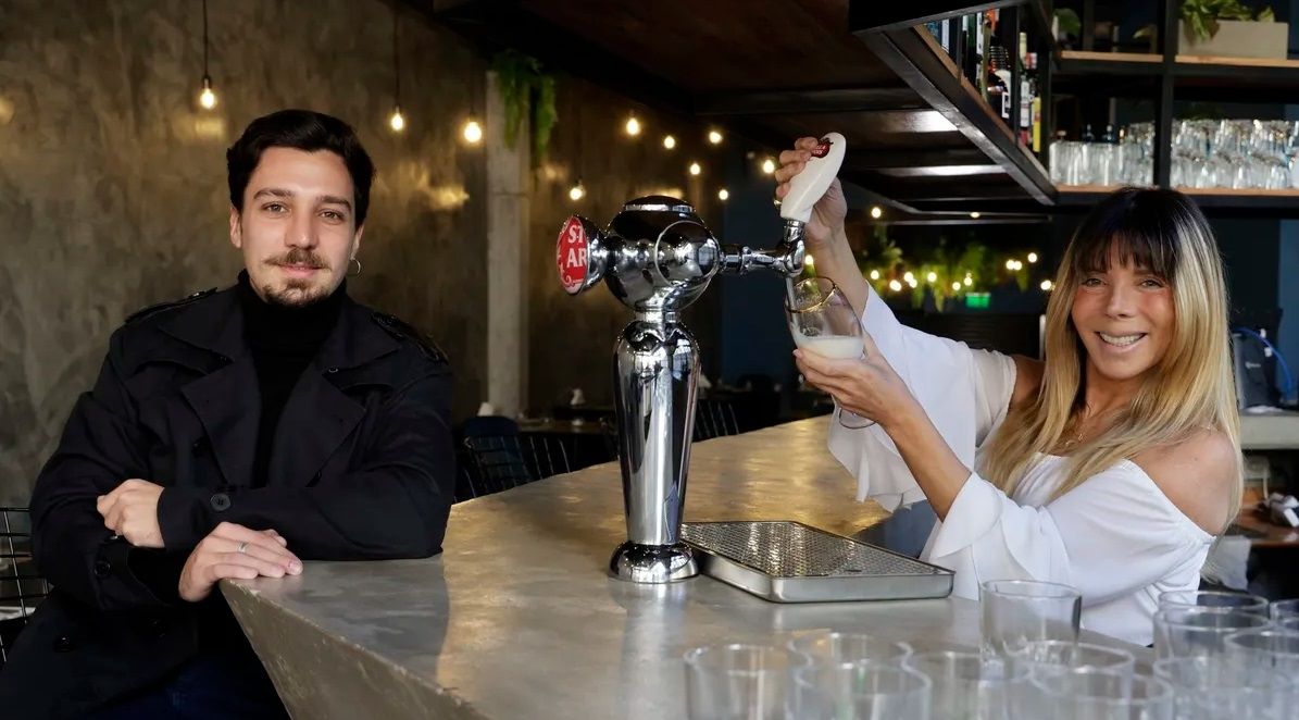 Adriana Brodsky y su hijo Javier.