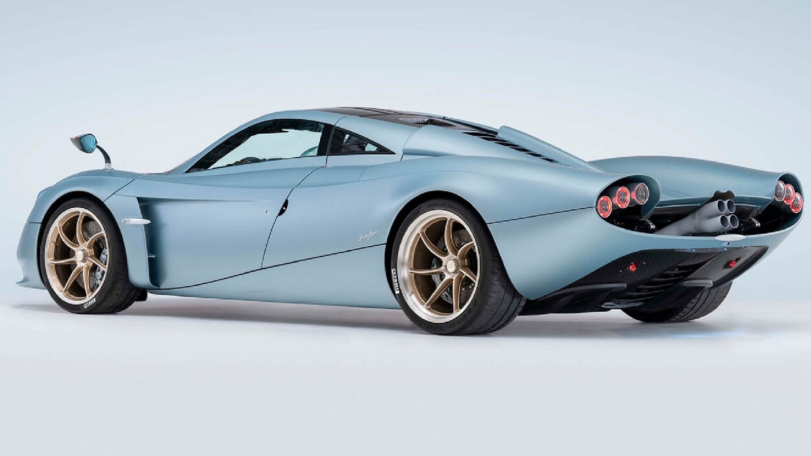 Pagani Huayra Codalunga