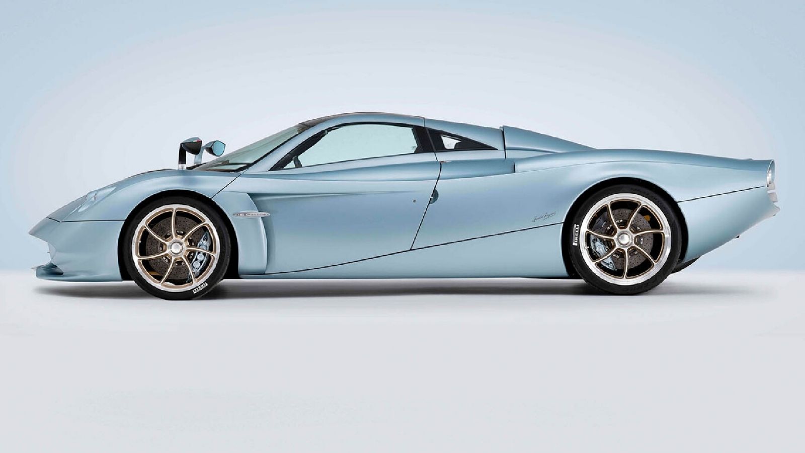 Pagani Huayra Codalunga